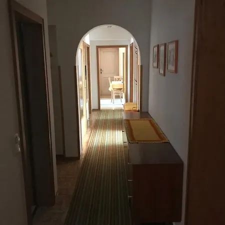 Leonhard Müller Apartment *