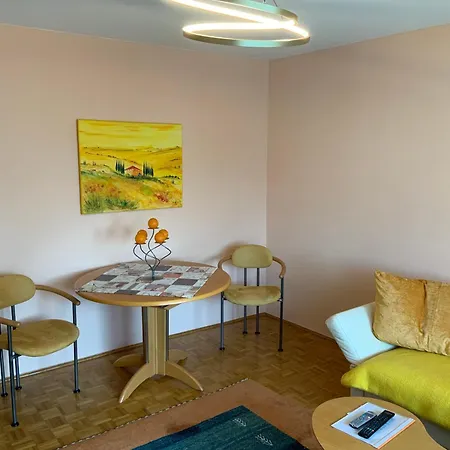 Apartment Leonhard Mueller *
